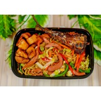 Noodles with veggies+sausages+plantain+fish