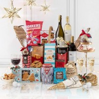 Gold hamper gift