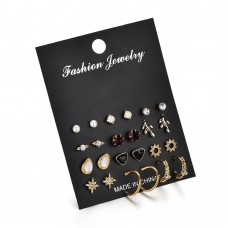 Petite rhinestone earring stud 