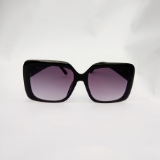 Bold sunglasses for ladies