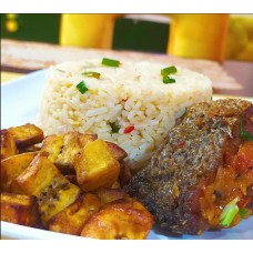 Coconut rice with medium croaker & plantain