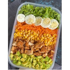 Avocado chicken corn salad 